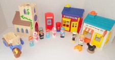 Elc happyland figs for sale  LEIGH-ON-SEA