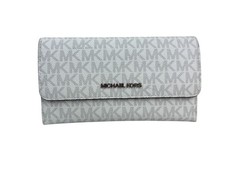 Usado, Carteira com três dobras Michael Kors jet set viagem logotipo grande comprar usado Usado, Carteira com três dobras Michael Kors jet set viagem logotipo grande comprar usado  Enviando para Brazil