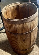 Balde de madeira primitivo com faixas de arame rústico barril de fazenda decoração de cabine 18 x 10 antigo, usado comprar usado  Enviando para Brazil