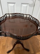 Beautiful round mahogany for sale  Hopewell Junction
