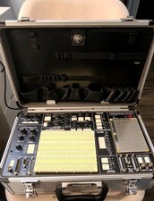 Estação de prototipagem Knight Electronics ML2010 mini laboratório, manual e cabo de alimentação comprar usado  Enviando para Brazil
