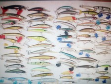 Artificiali spinning pesca usato  Castellammare di Stabia