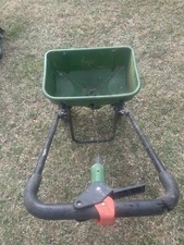 Scotts lawn broadcaster for sale  Columbia