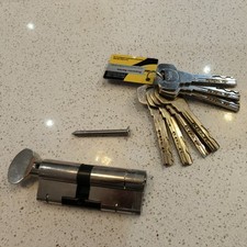 Yale superior thumb for sale  LEEDS
