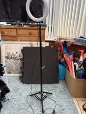Extendable tripod light for sale  NORTHAMPTON