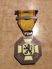 Médaille belge 1418 d'occasion  Clamart