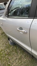 Porte gauche hyundai d'occasion  Villegusien-le-Lac