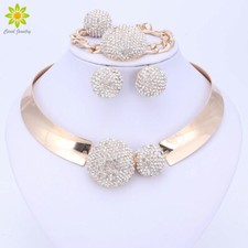 Ensembles bijoux femmes d'occasion  Expédié en Belgium