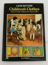 Children's Clothes Hardcover Book by Pamela Rodway (1975) comprar usado  Enviando para Brazil