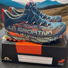 Scarpa trekking sportiva usato  Casalgrande