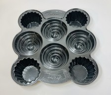 Wilton cupcake muffin for sale  Grove City