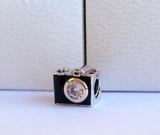 Nuovo charm pandora usato  Spedire a Italy