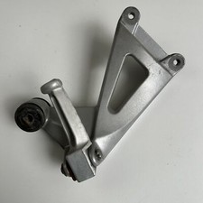 Suporte de suporte Triumph 955i Sprint RS 2003 traseiro direito pillion passageiro comprar usado  Enviando para Brazil