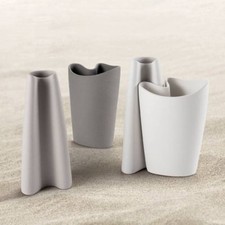 Vaso ondulato. alto usato  Civita Castellana