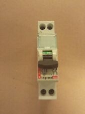 Disjoncteur c10 legrand d'occasion  Maure-de-Bretagne