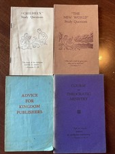 Jehovahs witnesses booklets. for sale Jehovahs witnesses booklets. for sale  SWANSEA