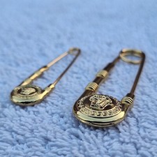 2 Broches Prendedor Seguridad Tono Dorado Joyería 3 Pulgadas Pequeño y Grande De Colección Medusa Versace segunda mano  Embacar hacia Mexico