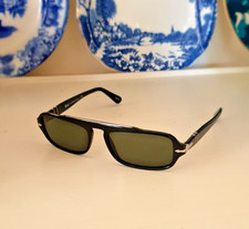 Óculos de sol Persol unissex slimline modelo 3262-S 95/31 preto excelente estado comprar usado  Enviando para Brazil