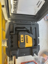 Dewalt dw088cg self for sale  GOOLE
