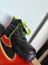 Scarpe antinfortunistica usato  Roma