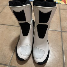 dainese boots d'occasion  Expédié en Belgium