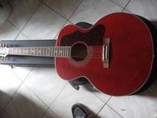 Guitare electro acoustique d'occasion  Thouarcé