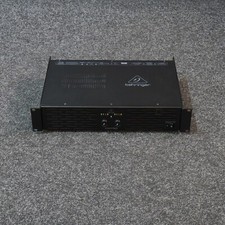 Behringer km750 750w for sale  YORK