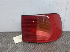 Feu audi 4d0945096 d'occasion  Manduel
