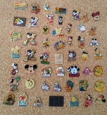 Lot pins disney d'occasion  Épinay-sur-Seine