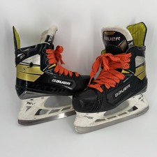 Bauer supreme youth for sale  Riverview