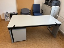 Schreibtisch höhenverstellbar gebraucht kaufen  Ortenberg