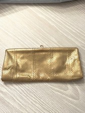 Clutch Salvatore Ferragamo dourada pele de cobra e couro para noite comprar usado  Enviando para Brazil