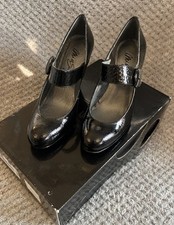 Women miss sixty for sale  TAMWORTH