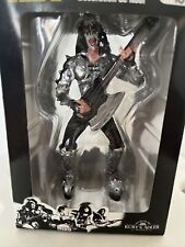 Banda KISS GENE SIMMONS 2011 Enfeite de Natal Kissmas NOVO Bônus DVD Desconectado comprar usado  Enviando para Brazil