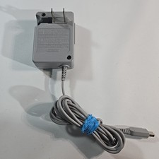 Usado, Adaptador CA carregador oficial OEM Nintendo DSi, 3DS, 2DS (WAP-002) ~ EUA comprar usado  Enviando para Brazil