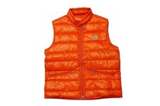 Moncler gui gilet d'occasion  Expédié en Belgium