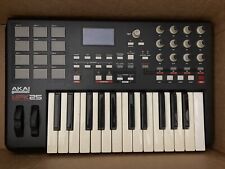 Usado, Controlador de teclado Akai Professional MPK25 USB MIDI 25 teclas  comprar usado  Enviando para Brazil