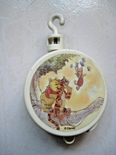 Vintage Disney Clássico Winnie The Pooh Berço Musical Móvel SOMENTE CAIXA DE MÚSICA comprar usado Vintage Disney Clássico Winnie The Pooh Berço Musical Móvel SOMENTE CAIXA DE MÚSICA comprar usado  Enviando para Brazil
