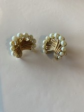 Orecchini trifari crown usato  Italia
