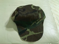 Visiera cappello uomo usato  Roma