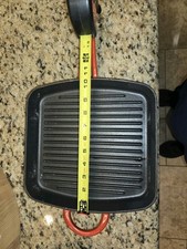 Frigideira Calphalon quadrada vermelha esmaltada ferro fundido grelha frigideira com tampa de prensa 11" comprar usado  Enviando para Brazil