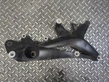 Staffa supporto marmitta usato Staffa supporto marmitta usato  Afragola