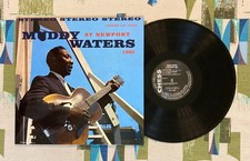 Muddy Waters at Newport 1960 Speakers Corner 180-Gram James Cotton M-/M- comprar usado Muddy Waters at Newport 1960 Speakers Corner 180-Gram James Cotton M-/M- comprar usado  Enviando para Brazil