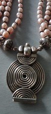 Superbe collier plastron d'occasion  Sainte-Foy-d'Aigrefeuille