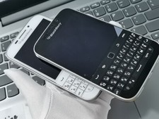 Verizon BLACKBERRY CLASSIC Q20 (DESBLOQUEADO) BRANCO/PRETO 16GB 8MP BOM NEGÓCIO!!! comprar usado  Enviando para Brazil