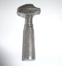 Outil ancien clé d'occasion  Aubevoye