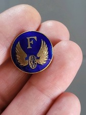 Ancien insigne boutonnière d'occasion  Pommerit-Jaudy