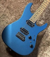Chitarra elettrica ibanez usato  Spedire a Italy