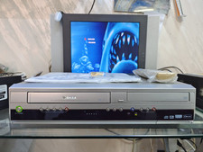 Videoregistratore vhs toshiba usato  Roma