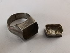 Bague chevalière poison d'occasion Bague chevalière poison d'occasion  Frejus